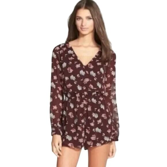 3 FOR $35! 📦 ASTR x Revolve Burgundy Long Sleeve Floral Romper Sz. S - Picture 2 of 6